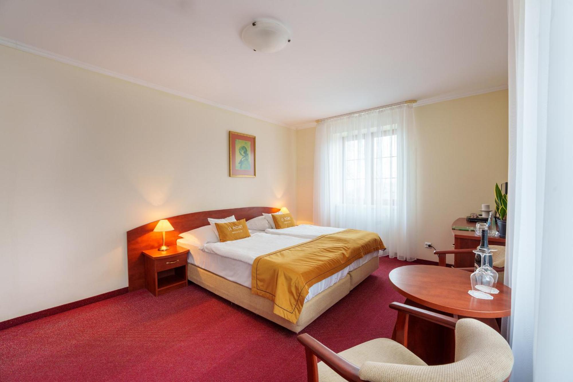 Hotel Le Mont Medical & Spa Сверадув-Здруй Экстерьер фото