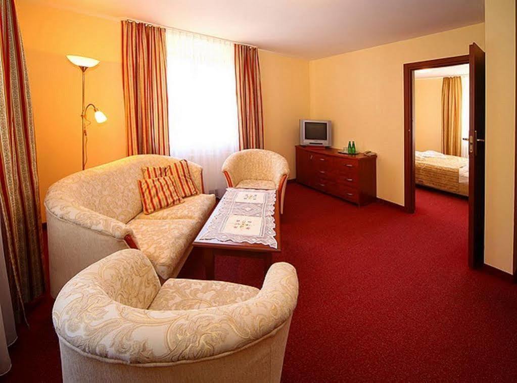 Hotel Le Mont Medical & Spa Сверадув-Здруй Экстерьер фото